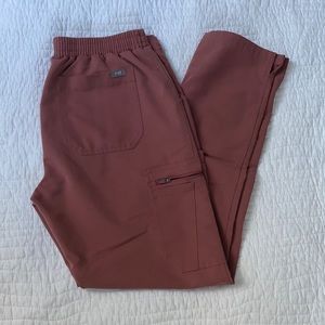 Figs Mauve Yola fig scrub pants